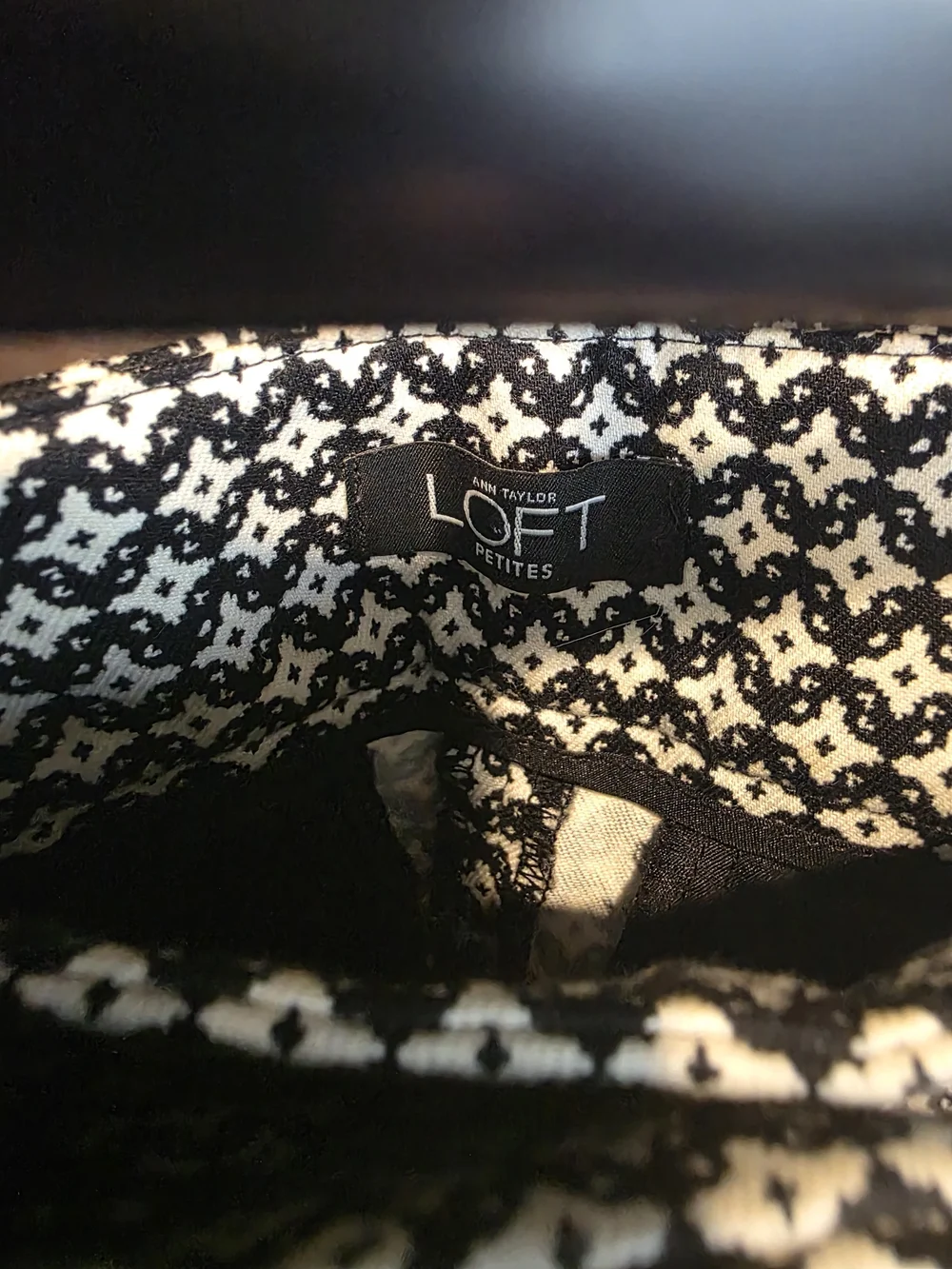 LOFT Black & White Printed Cropped Slim Ankle Pants